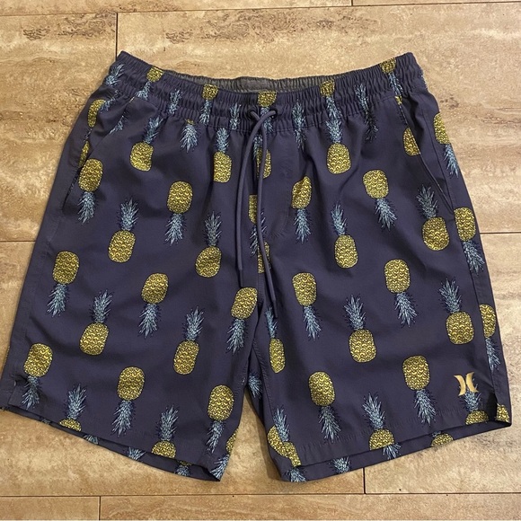 Hurley Men's Hawaiian Pineapples Lined Shorts Multicolor Size L Drawstring Swim - Picture 1 of 8